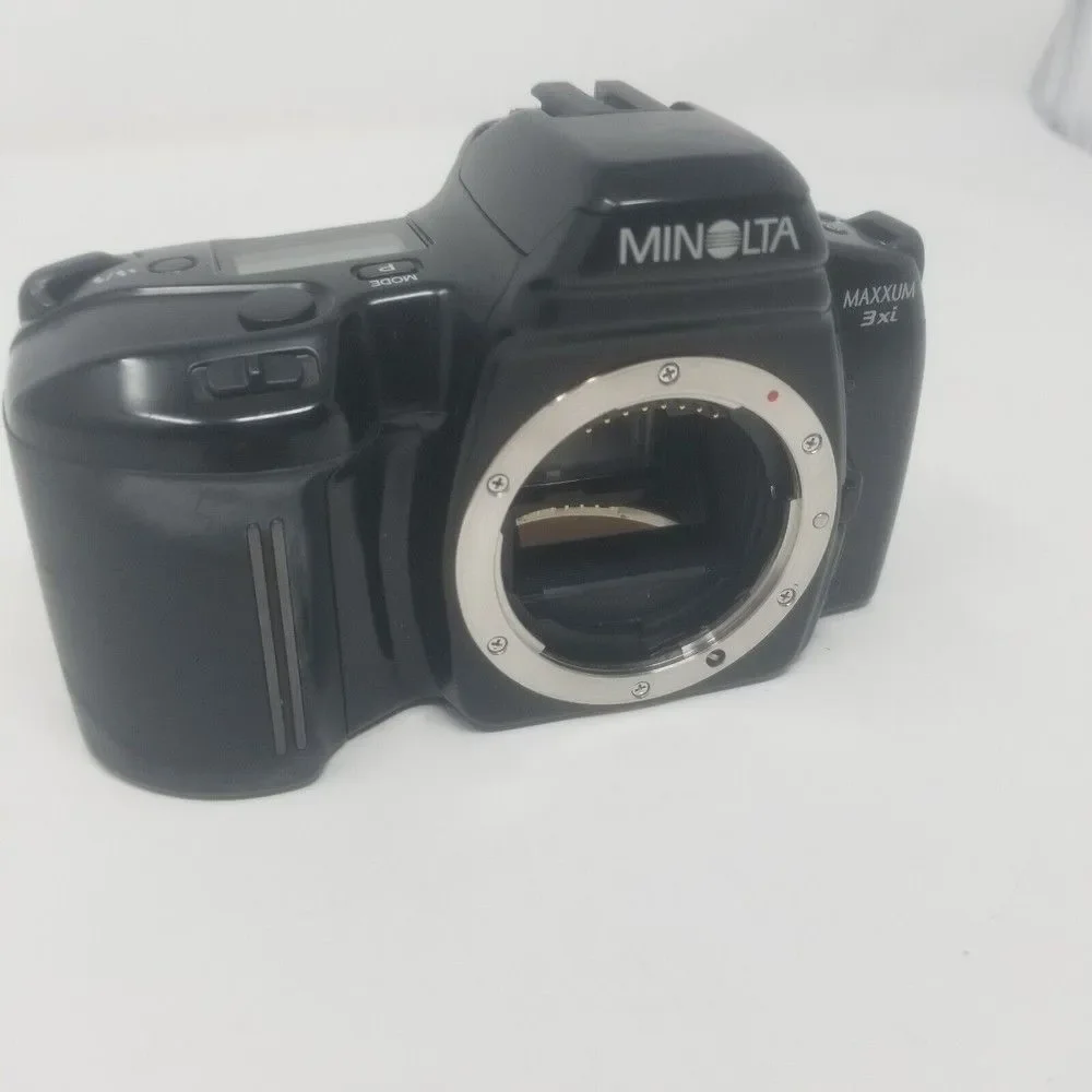 Minolta Maxxum 3Xi 35mm SLR Film Photography Black Camera Body Auto Focus Flash